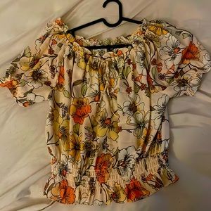 june & hudson boutique floral top size M